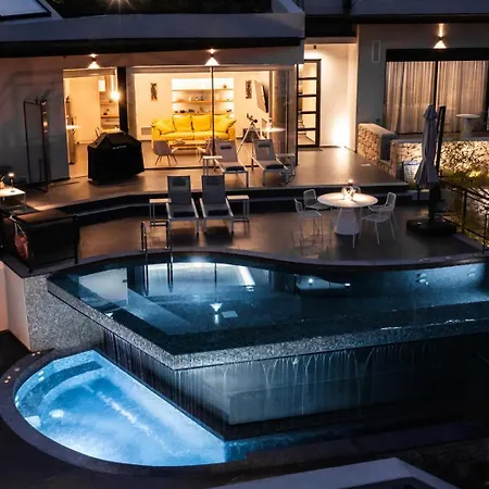 Ionian Grand - Estella * Lijá