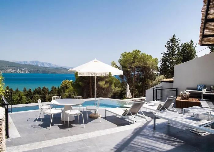 Ionian Grand - Estella Vilă Ligia