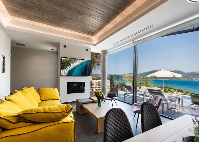 Ionian Grand - Estella Vilă Ligia